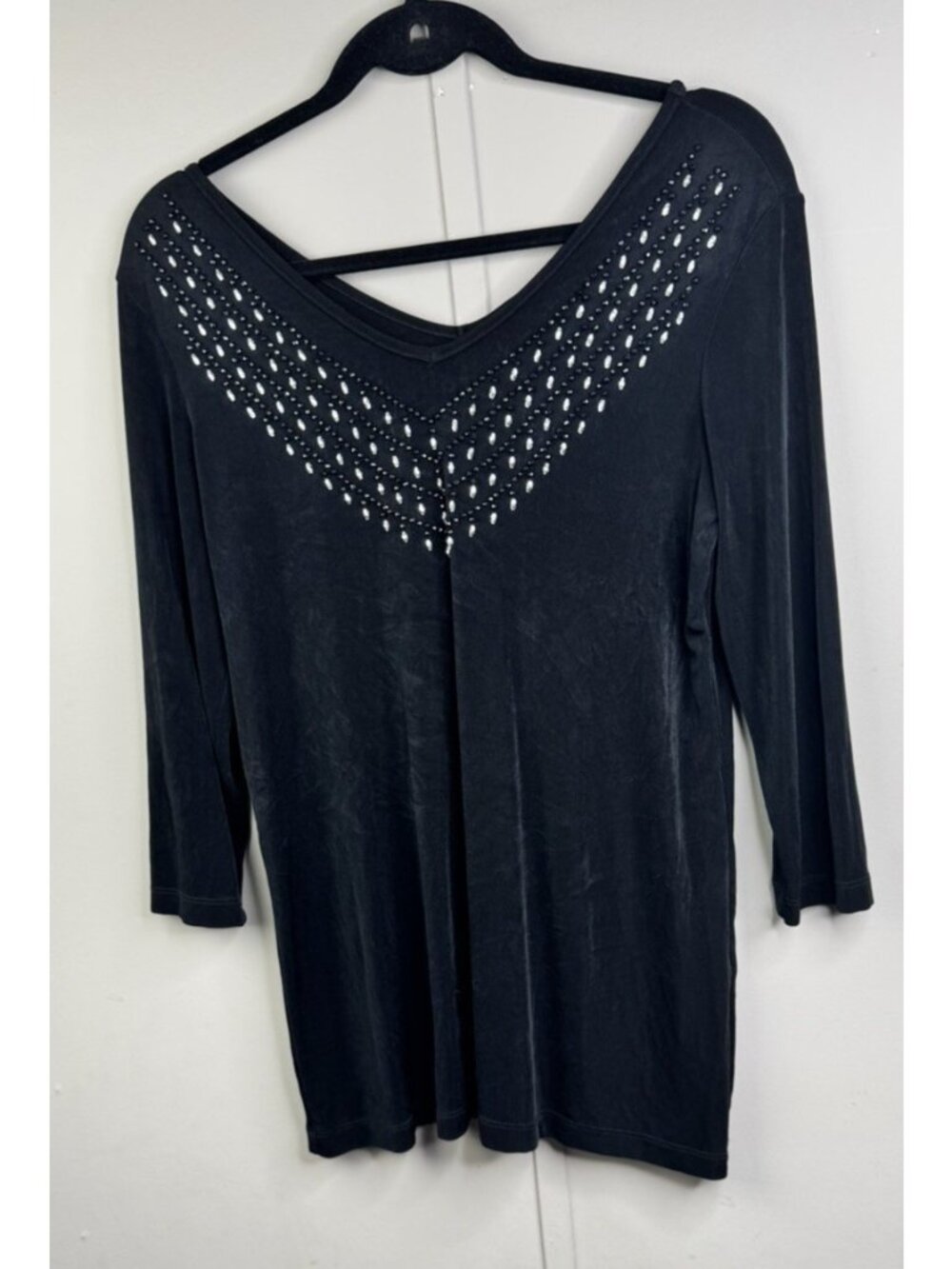Affinity Travel Knits Size S Womens Top Embelished V Neck 3/4 Sleeve Black